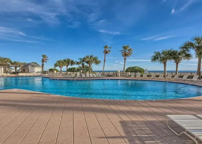 Club B1701 Beachfront Corner Arcade Pools Hot Tubs *
